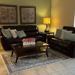 Charming 4 Bd/4 Bath House With Heated Pool