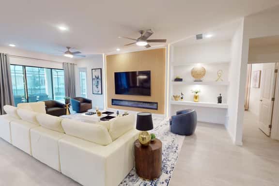Luxurious 10-Bedroom Mansion in Paradiso Grande - Image 1