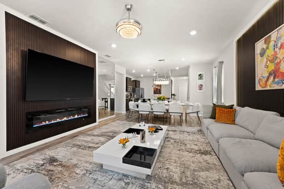 Luxury Themed Mansion- Close to Disney