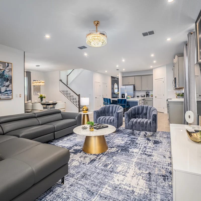 Solara’s Amazing 7 Bedrooms  themed house
